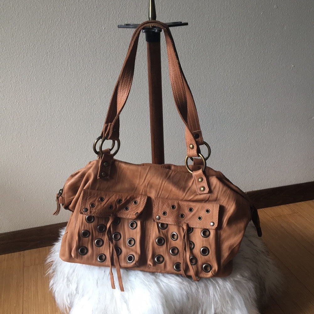 Laura do Maggio genuine leather, mage in Italy